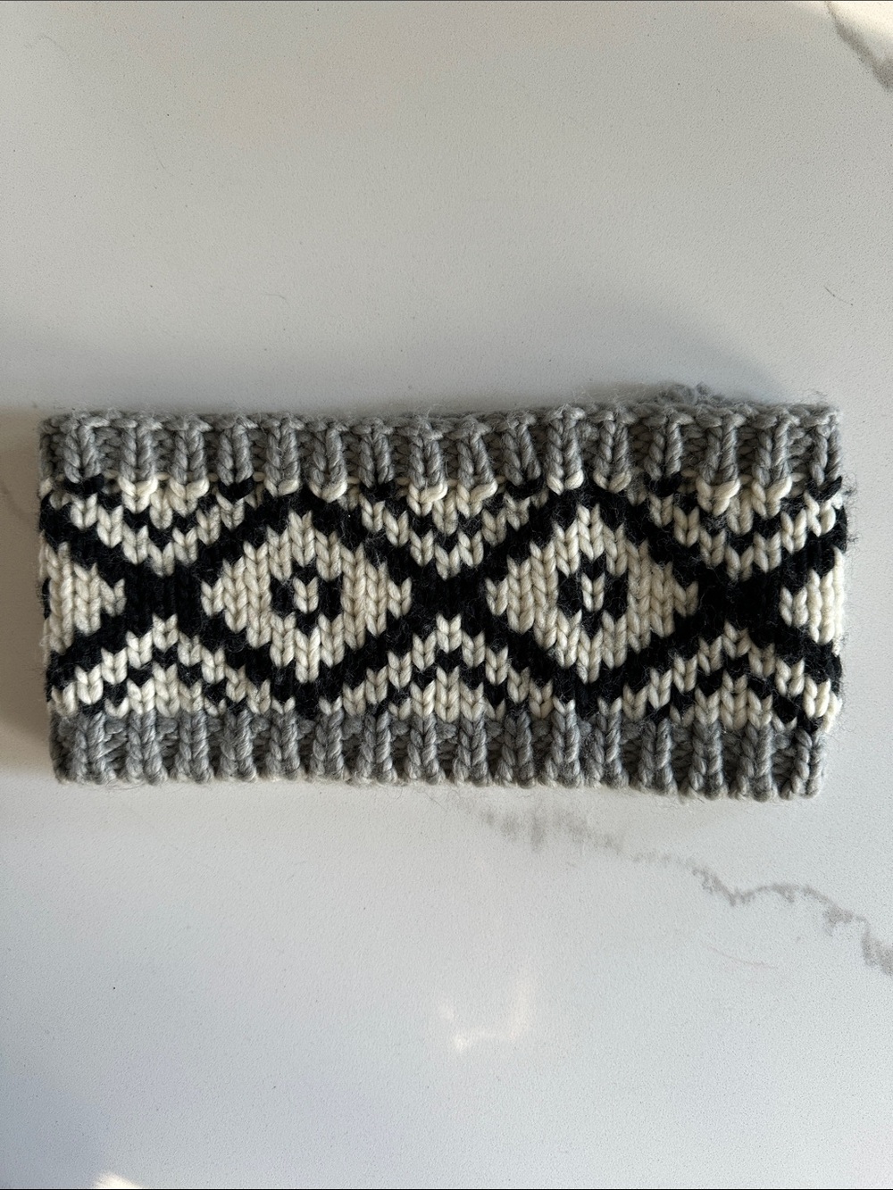 Altar'd State Gray, Black & Cream Patterned Knit Headband